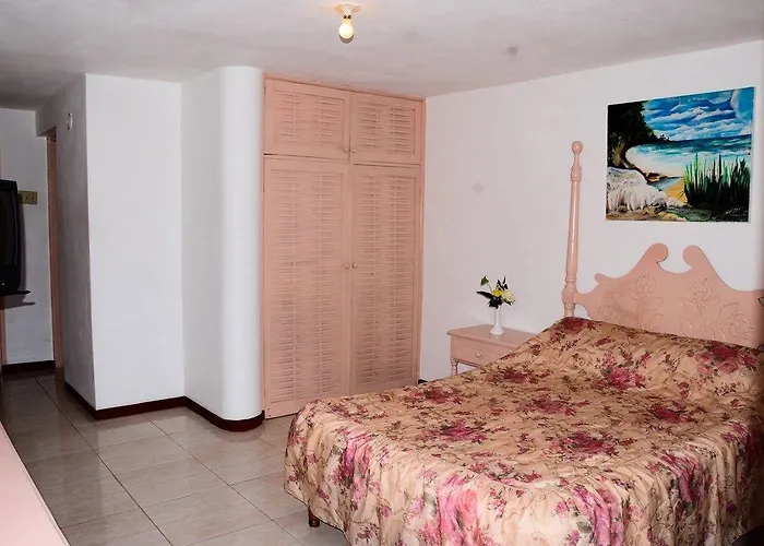 Marine View 3* Ocho Rios