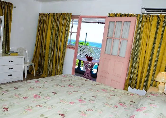 Marine View Ocho Rios